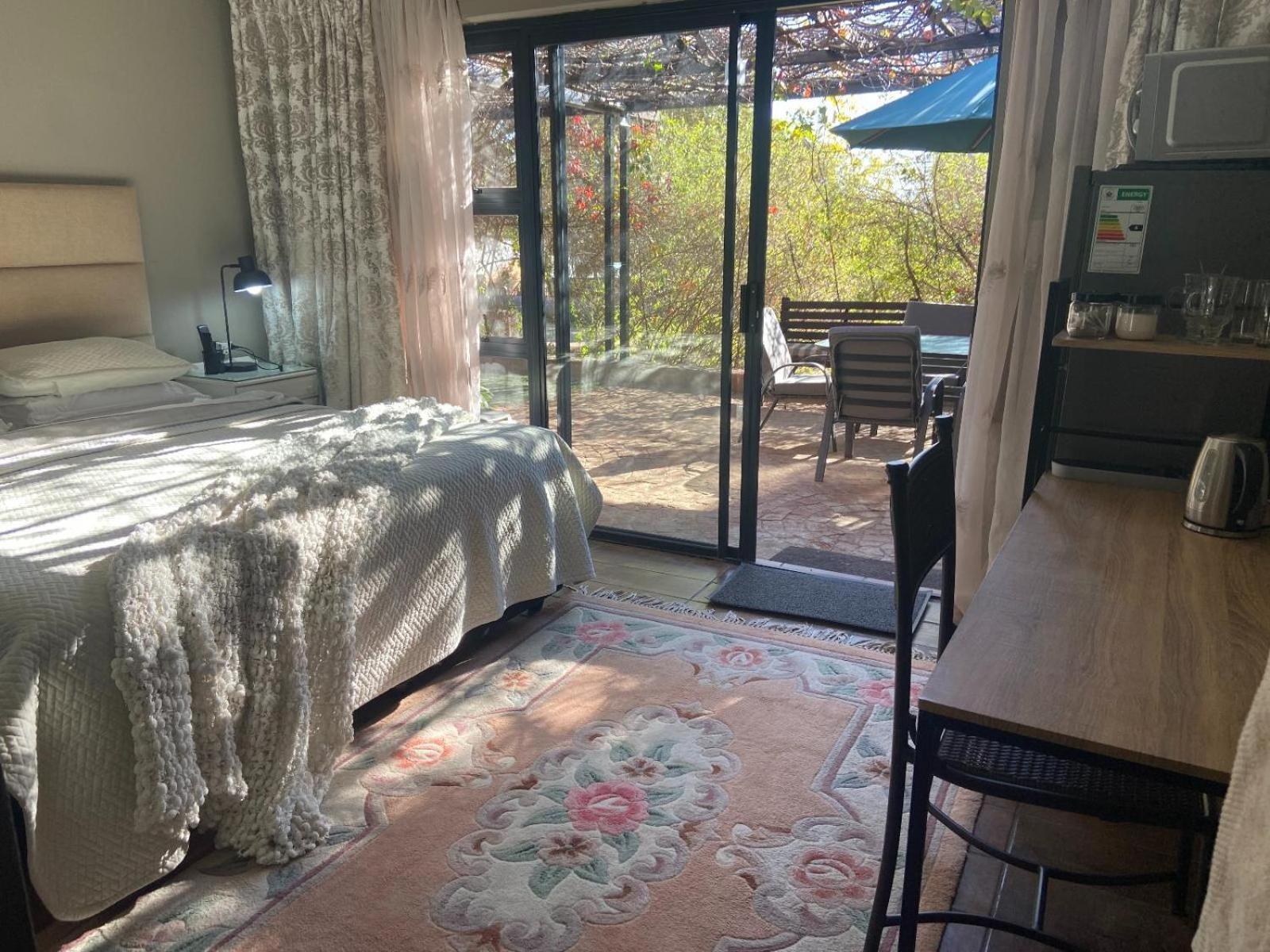Aloe Guesthouse Klerksdorp Extérieur photo